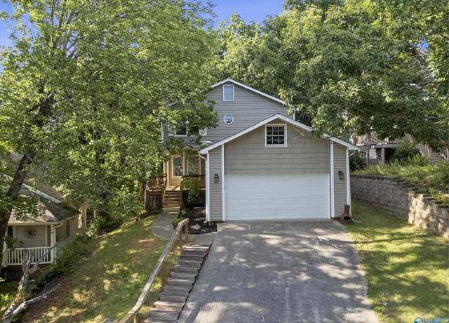 Property at 519 Farmingdale Rd SE, Huntsville, AL 35803, 3 beds, 2.5 baths