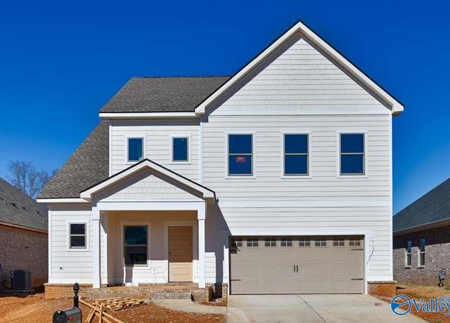 Property at 2110 Sevenbark Br SW, Huntsville, AL 35802, 4 beds, 2.5 baths