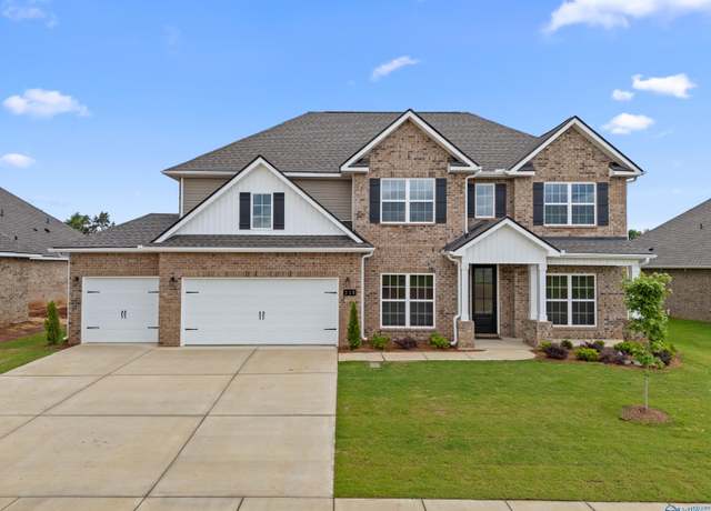 Property at 215 Kendall Farms Blvd, Toney, AL 35773, 5 beds, 4 baths
