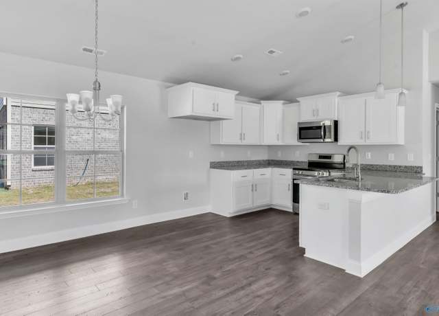 Property at 15307 Lapwing Cv, Athens, AL 35611, 3 beds, 2 baths