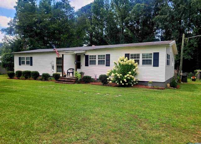 Property at 143 Aday Dr, Huntsville, AL 35803, 3 beds, 2 baths