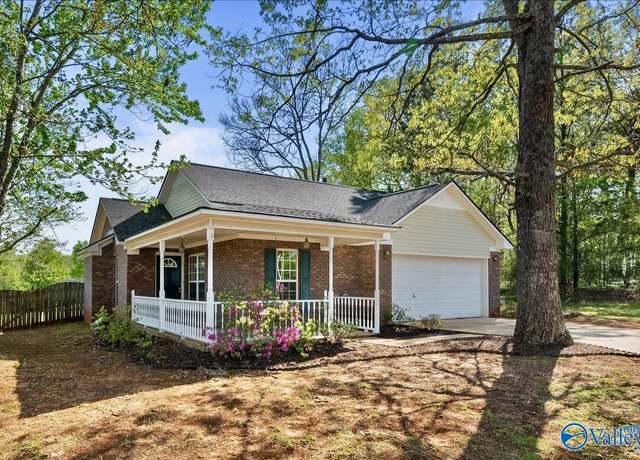 Property at 900 Bell Factory Rd, Huntsville, AL 35811, 3 beds, 2 baths