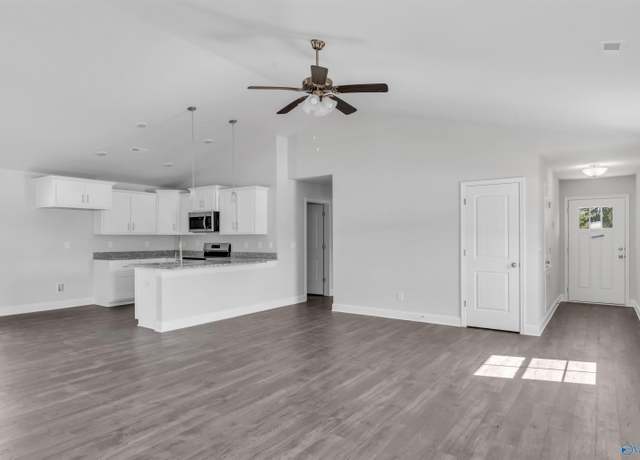 Property at 15318 Lapwing Cv, Athens, AL 35611, 3 beds, 2 baths
