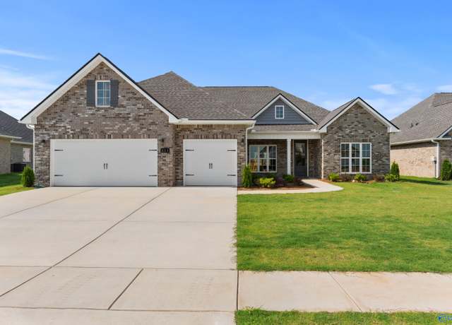 Property at 211 Kendall Farms Blvd, Toney, AL 35773, 3 beds, 2.5 baths