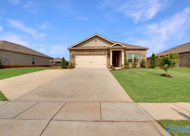 Property at 29656 Abbeywood Ln NW, Harvest, AL 35749, 3 beds, 2 baths