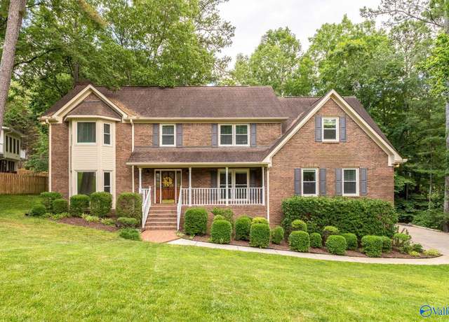 Property at 112 Kensington Dr, Madison, AL 35758, 5 beds, 2.5 baths