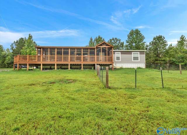 Property at 1625 County Road 61, Pisgah, AL 35765, 4 beds, 2 baths