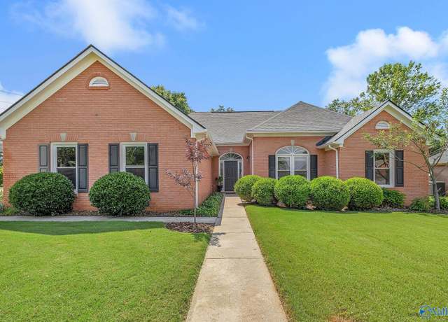 Property at 1929 Shepard Dr SW, Decatur, AL 35603, 4 beds, 2 baths