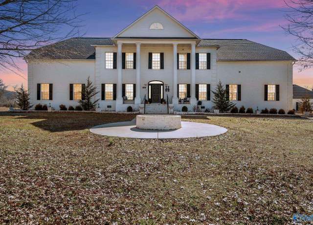 Property at 386 Saint Clair Dr, New Market, AL 35761, 7 beds, 6 baths