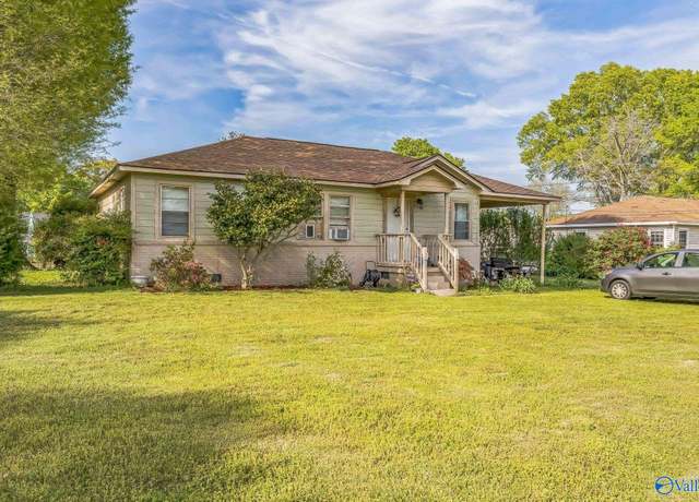 Property at 425 Oliver St, Glencoe, AL 35905, 3 beds, 1 bath