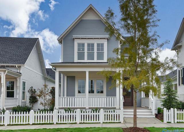 Property at 19 Angell St NW, Huntsville, AL 35806, 3 beds, 2.5 baths