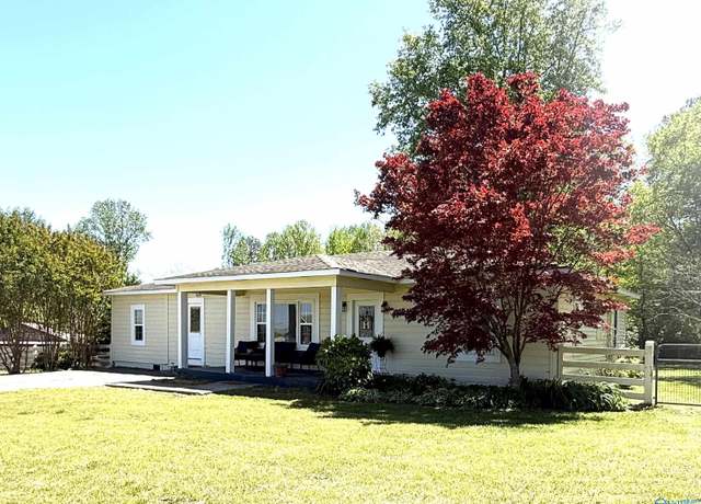 Property at 2335 Buffington Rd, Boaz, AL 35956, 5 beds, 2 baths