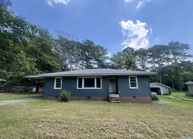 Property at 1425 Ewing Ave, Gadsden, AL 35901, 3 beds, 1 bath