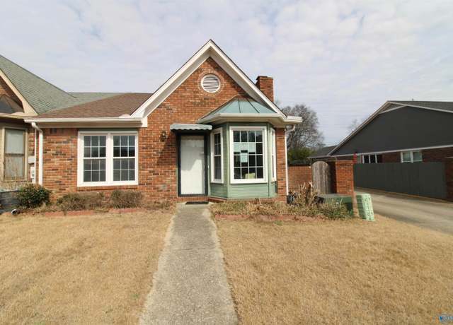 Property at 442 Autumnwood Dr SW, Decatur, AL 35601, 2 beds, 2 baths