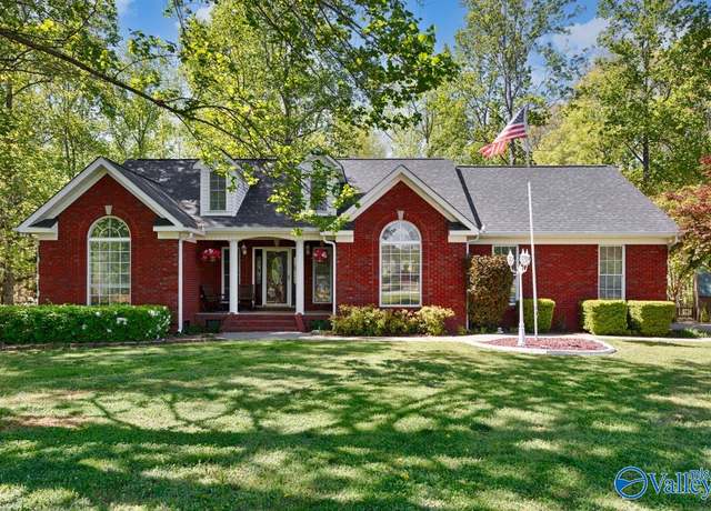 Property at 25621 Nellie Faye Cir, Ardmore, AL 35739, 3 beds, 2 baths