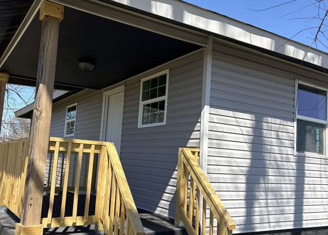 Property at 802 Beale St, Florence, AL 35630, 3 beds, 1 bath