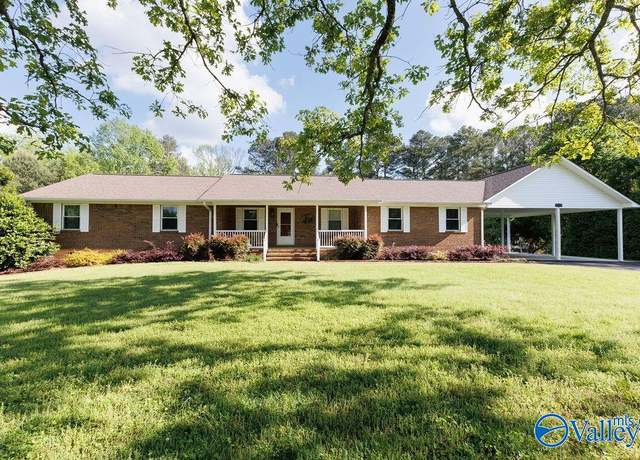 Property at 6453 Pleasant Grove Rd, Albertville, AL 35950, 3 beds, 2 baths