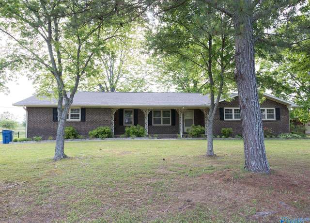 Property at 735 Mcville Rd, Boaz, AL 35957, 3 beds, 2 baths