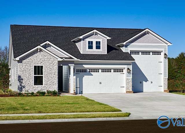 Property at 104 Jude Ln, Hazel Green, AL 35750, 3 beds, 2 baths