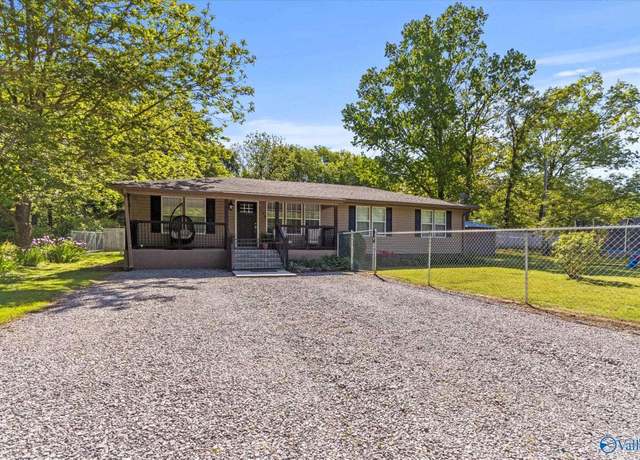 Property at 1108 St Joseph Dr NW, Cullman, AL 35055, 4 beds, 2 baths