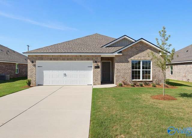 Property at 14216 Harvest Ridge Ln, Athens, AL 35611, 3 beds, 2 baths