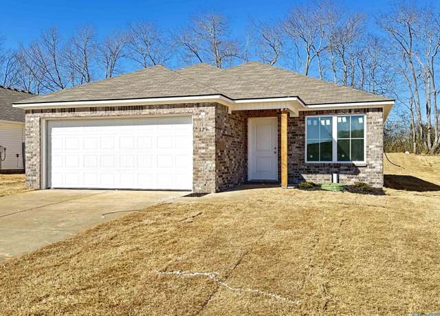 Property at 129 Olde Hearth Rd, New Market, AL 35761, 3 beds, 2 baths