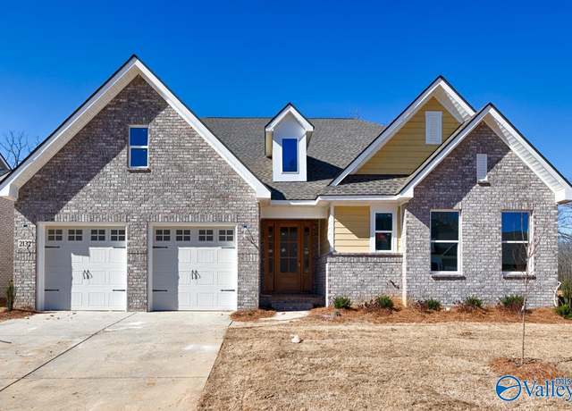Property at 2132 Bloomfell Bnd SW, Huntsville, AL 35802, 3 beds, 2.5 baths