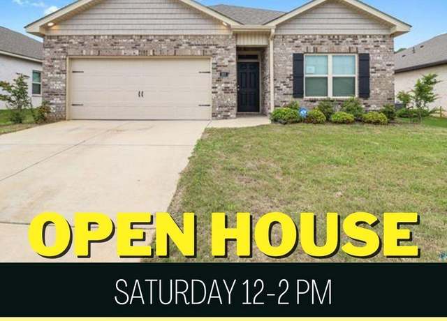 Property at 207 Antler Ridge Dr, Huntsville, AL 35811, 3 beds, 2 baths