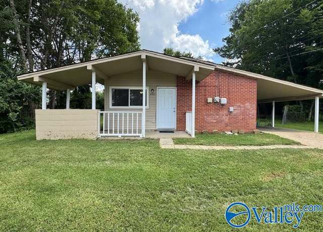 Property at 4807 Cottonwood Dr NW, Huntsville, AL 35810, 3 beds, 1 bath