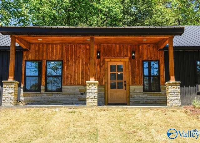 Property at 6200 Dalewood Ln, Guntersville, AL 35976, 3 beds, 2 baths