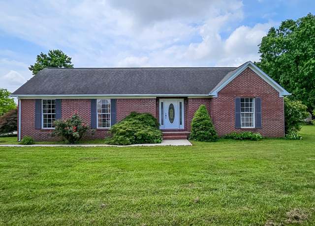 Property at 1108 Winston Dr, Athens, AL 35611, 3 beds, 2 baths