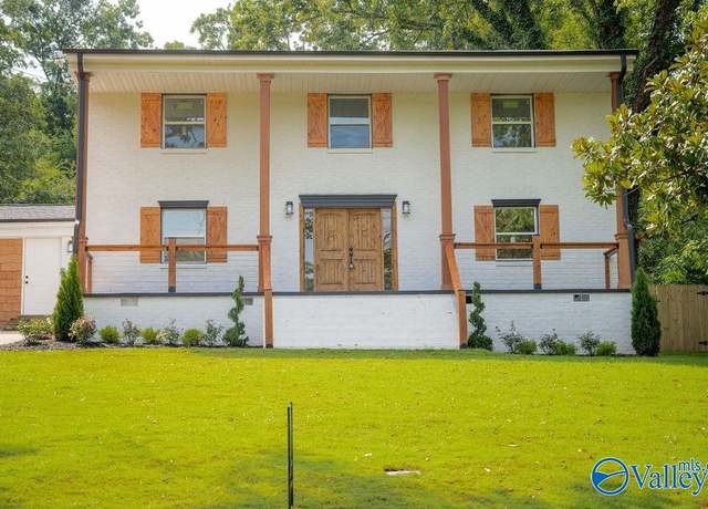 Property at 1329 Monte Vista Dr, Gadsden, AL 35904, 5 beds, 3.5 baths