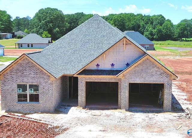 Property at 220 Soland Dr, Toney, AL 35773, 3 beds, 2 baths
