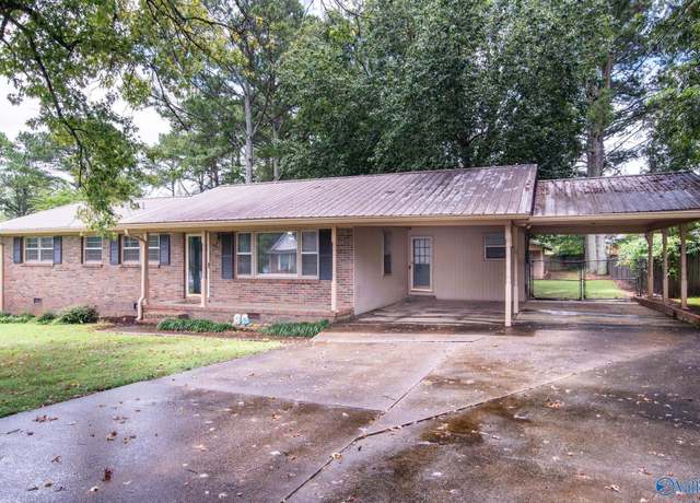 Property at 1509 Stewart Rd, Scottsboro, AL 35768, 3 beds, 2.5 baths