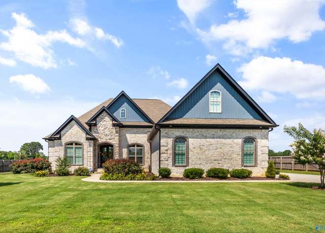 Property at 15559 Huntsville Brownsferry Rd, Athens, AL 35611, 4 beds, 3.5 baths