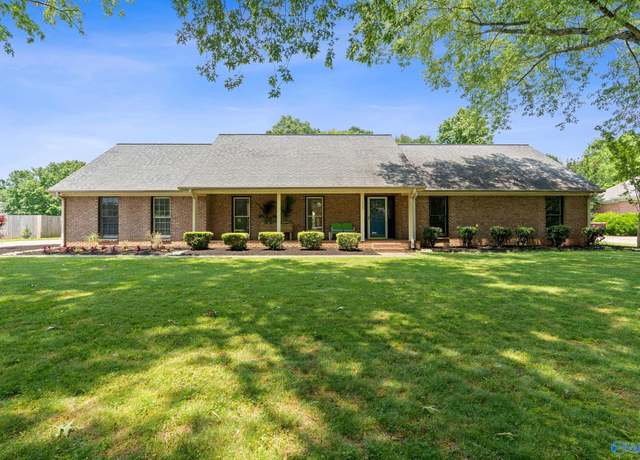Property at 24961 Capshaw Rd, Athens, AL 35613, 4 beds, 2 baths