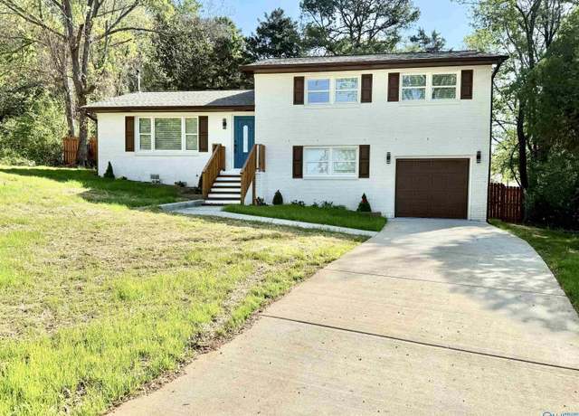 Property at 3612 Avondale Dr NW, Huntsville, AL 35810, 5 beds, 3 baths