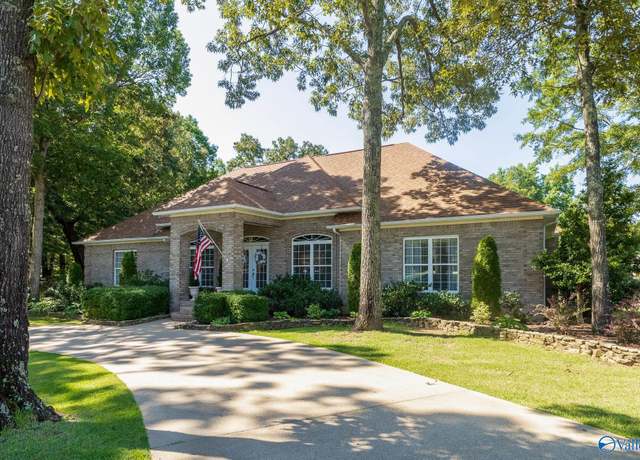 Property at 20214 Capitol Hill Dr, Tanner, AL 35671, 4 beds, 3 baths