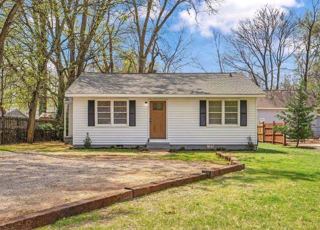 Property at 197 Baxter Ave NW, Huntsville, AL 35811, 3 beds, 1 bath