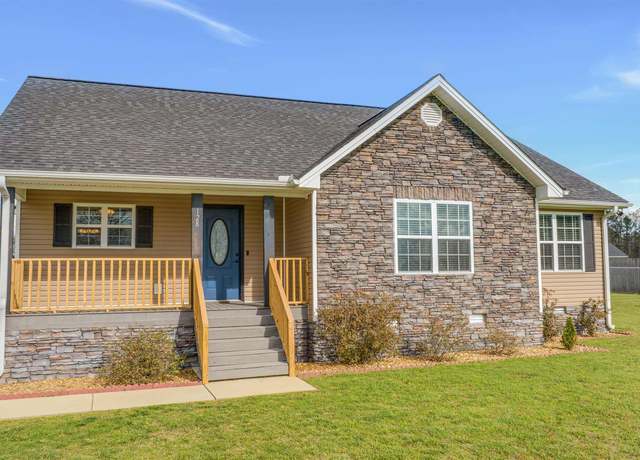 Property at 128 County Road 1031, Fort Payne, AL 35968, 3 beds, 2 baths