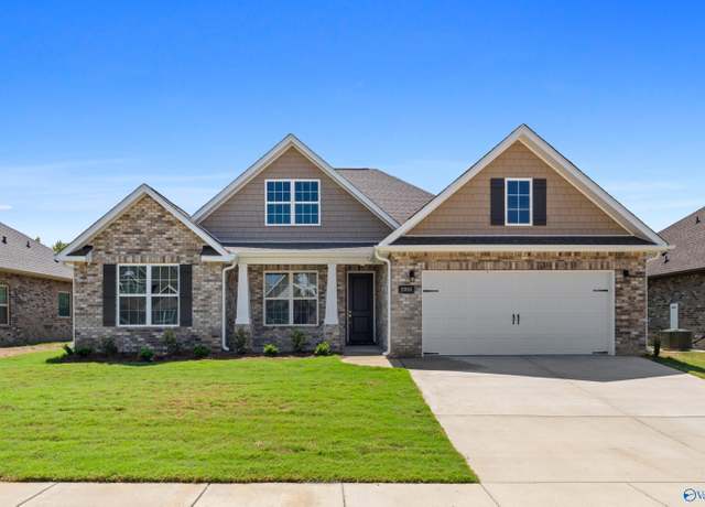 Property at 1908 Rae Ct, Hartselle, AL 35640, 3 beds, 2.5 baths