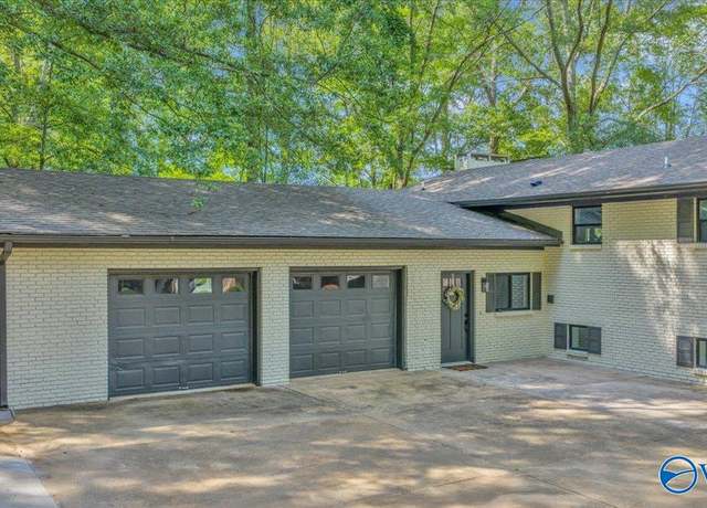 Property at 3604 Lindsey Ln, Guntersville, AL 35976, 5 beds, 3.5 baths