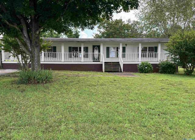 Property at 1051 Steger Rd, Meridianville, AL 35759, 3 beds, 2 baths