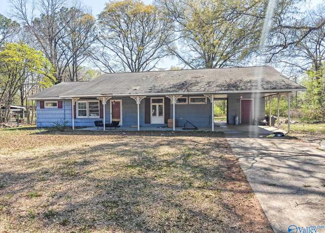 Property at 1007 Betty St SW, Decatur, AL 35601, 3 beds, 2 baths