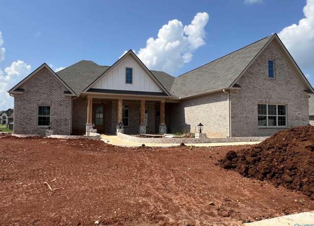 Property at 114 Geneva Ct, Meridianville, AL 35759, 4 beds, 3.5 baths