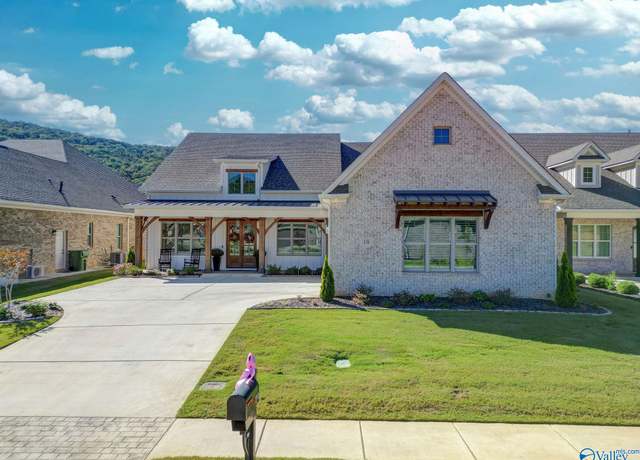 Property at 19 Lylas Gate Pl, Huntsville, AL 35748, 4 beds, 3.5 baths