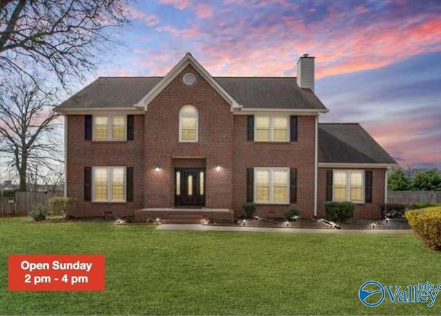 Property at 139 Fox Hollow Dr, Madison, AL 35758, 5 beds, 3.5 baths