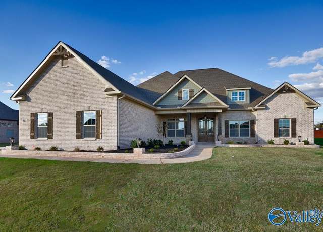 Property at 109 Naismith Dr, Meridianville, AL 35759, 4 beds, 4.5 baths