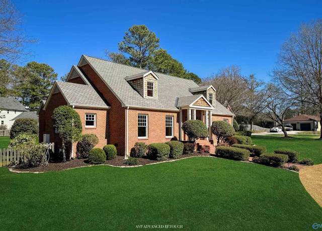 Property at 1511 Ausley Bend Rd, Hartselle, AL 35640, 5 beds, 3.5 baths
