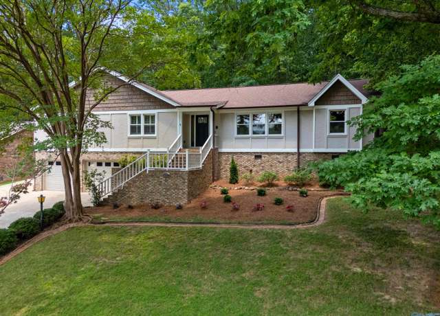 Property at 2006 Joseph Cir NE, Huntsville, AL 35811, 3 beds, 2.5 baths